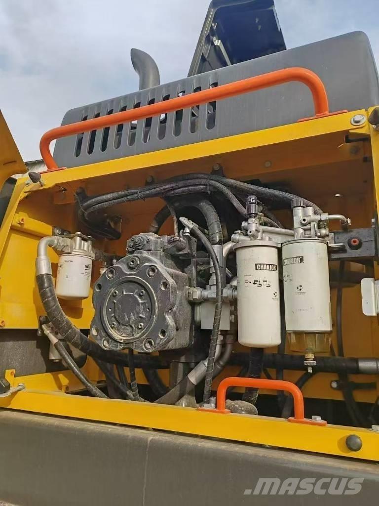 Volvo 480D Excavatoare pe șenile
