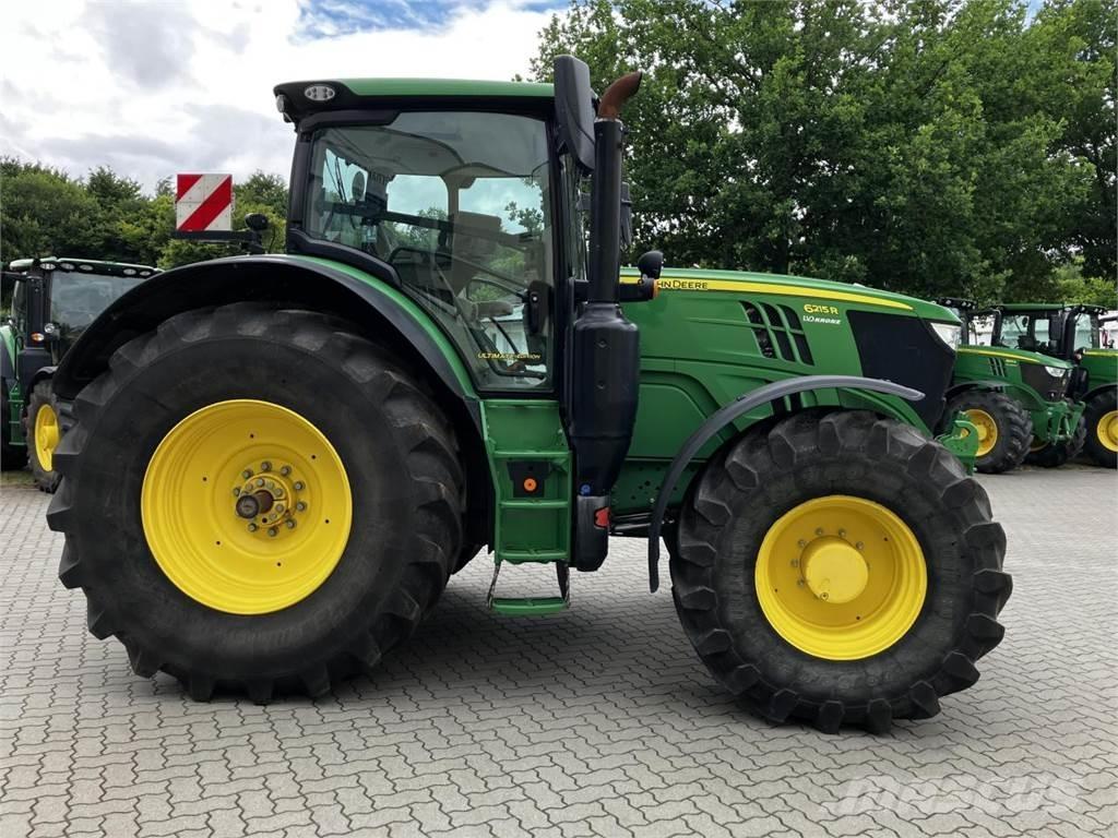John Deere 6215R Tractoare