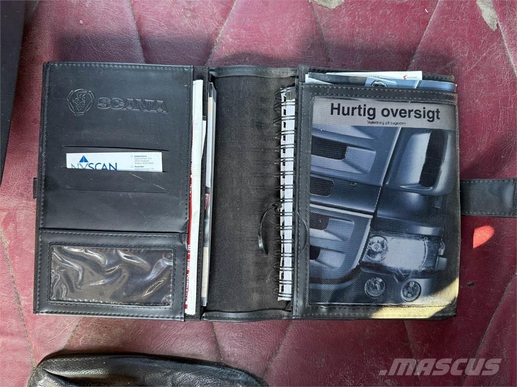 Scania R16 V8 8X4 Camion cu carlig de ridicare