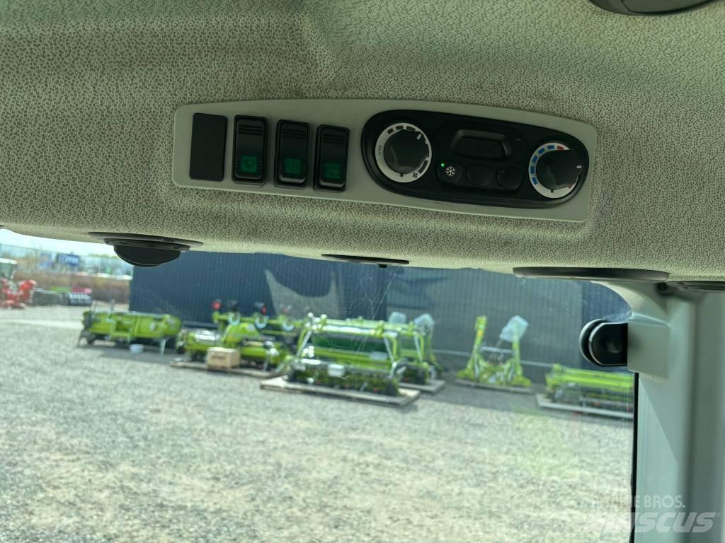 CLAAS Atos 340 Tractoare