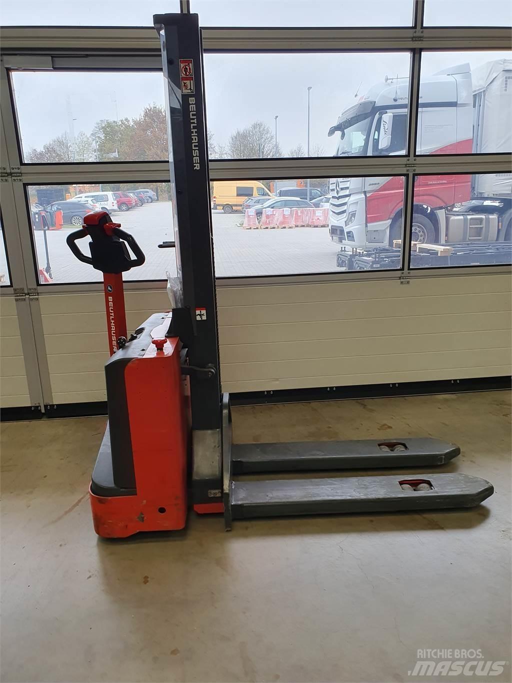 Linde MM10i Transpaleta manuala