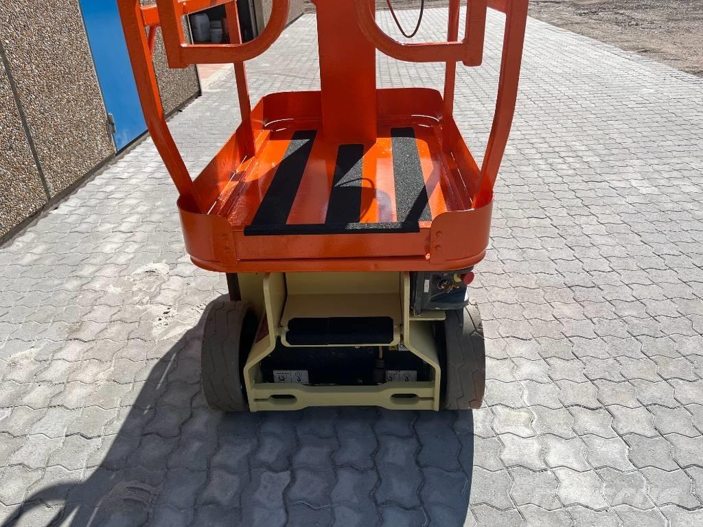 JLG 1230 ES Ascensoare verticale catarg