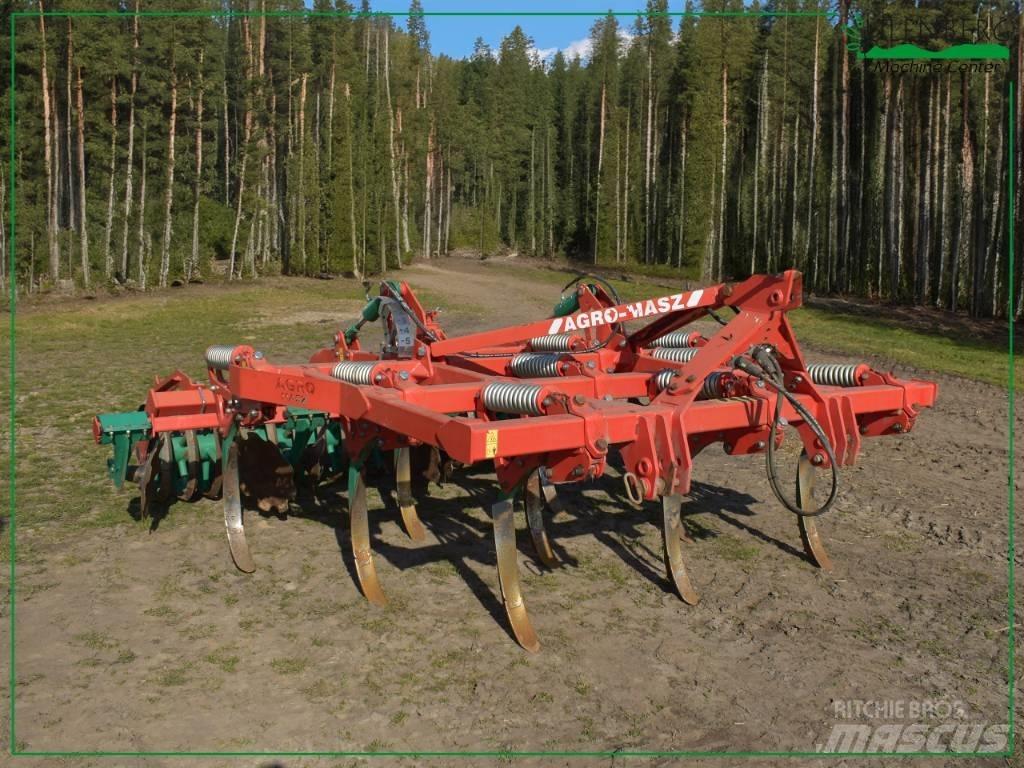 Agromasz Runner 30 Pluguri conventionale