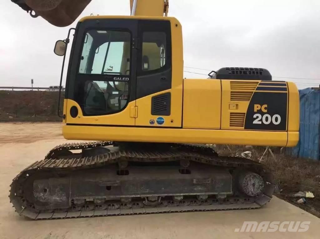 Komatsu pc200-8 Excavatoare pe șenile

