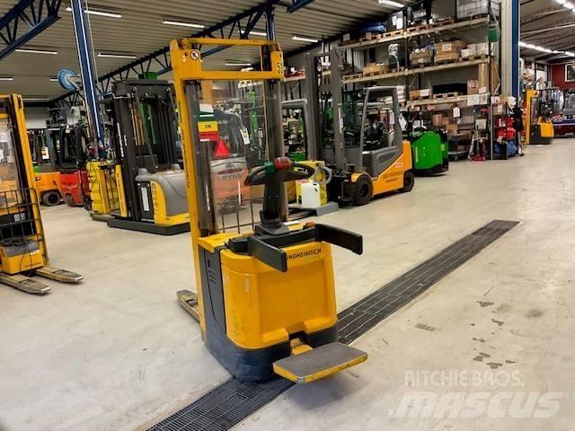 Jungheinrich ERC 214 Transpaleta manuala