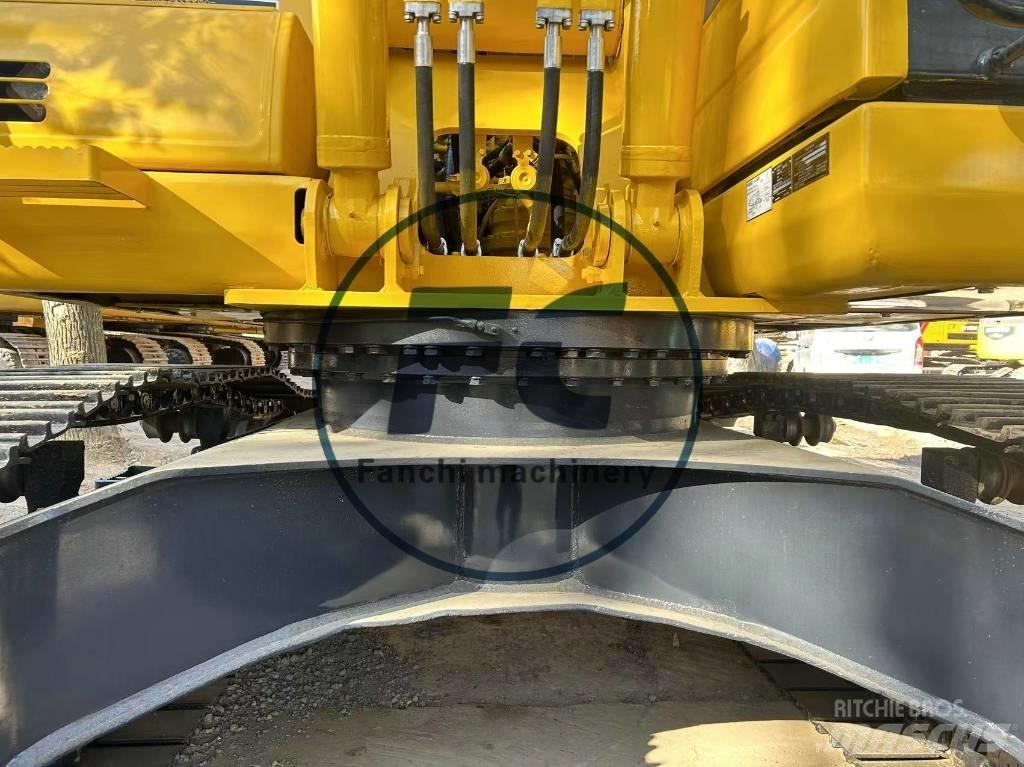 Komatsu PC 200-8 Excavatoare pe șenile
