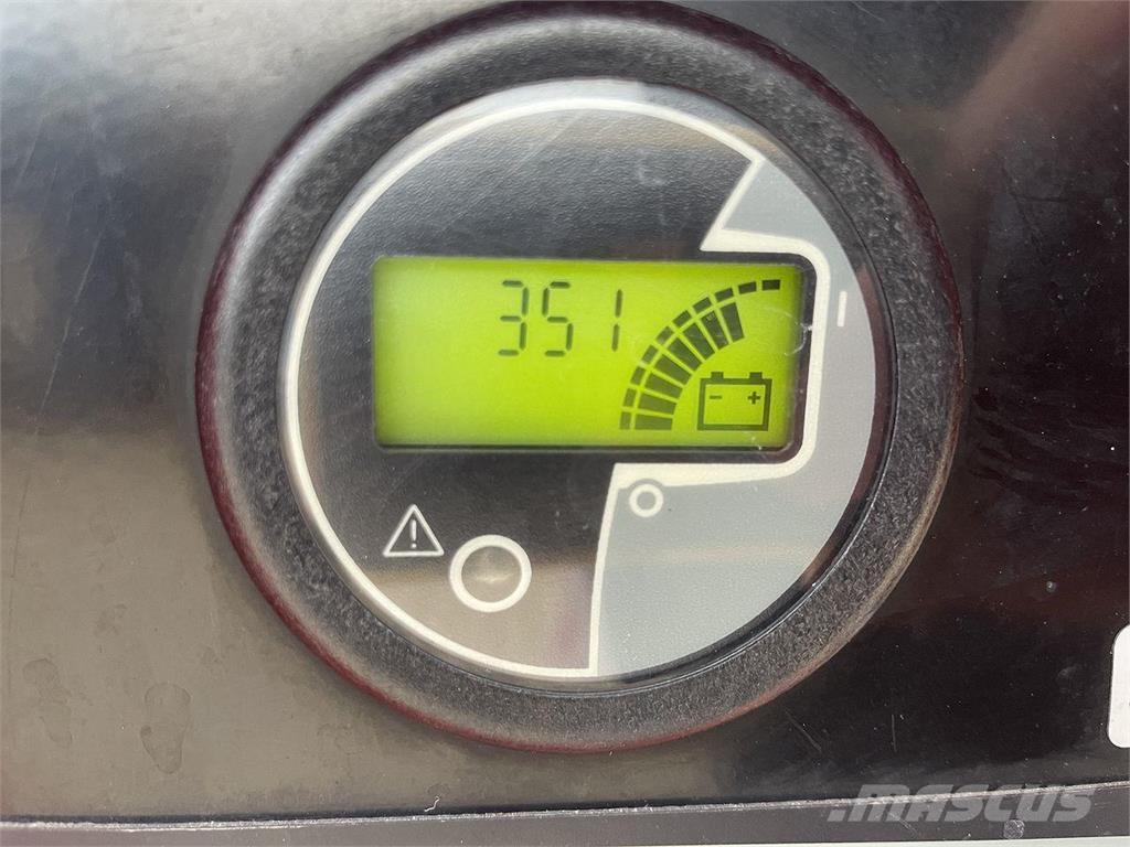 Manitou 100VJR Ascensoare verticale catarg