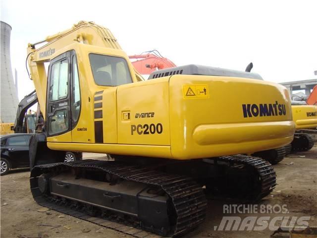 Komatsu PC 200 Excavatoare pe șenile
