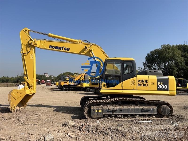 Komatsu PC 300 Excavatoare pe șenile

