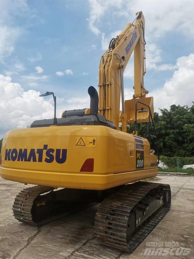 Komatsu PC 200-10 Excavatoare pe șenile
