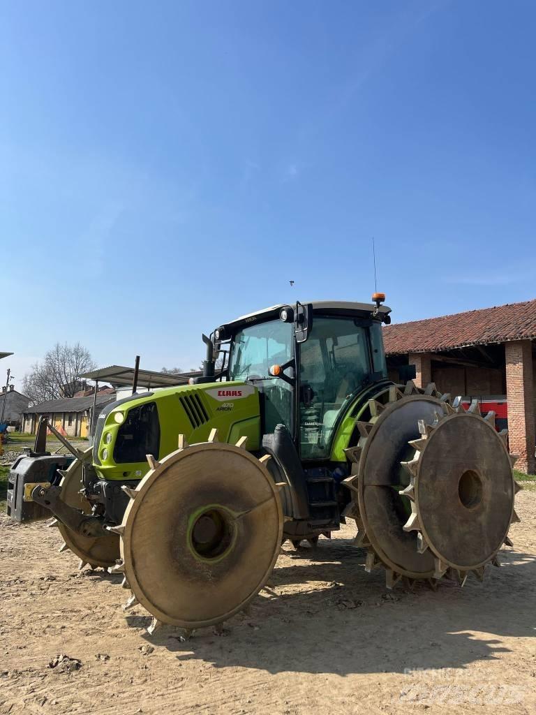 CLAAS ARION 470 Tractoare