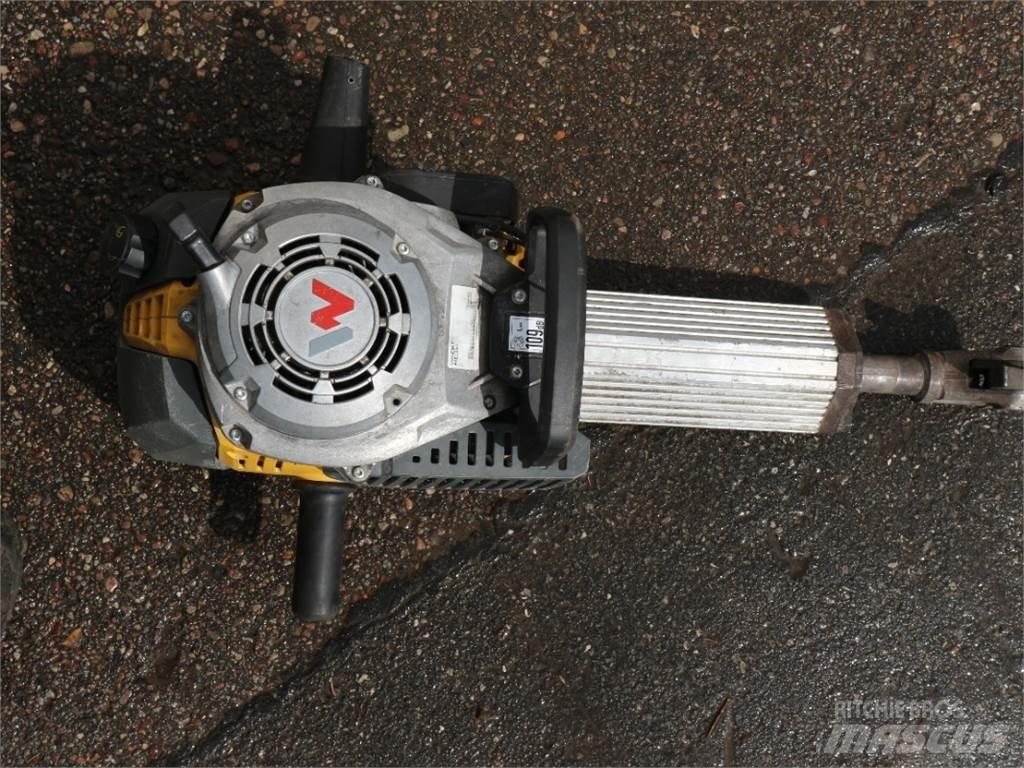 Neuson BH65 Ciocane / Concasoare