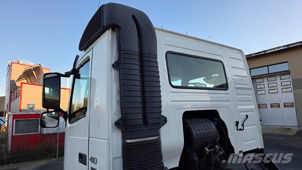 Volvo FM410 6x2*4 Camion cu carlig de ridicare