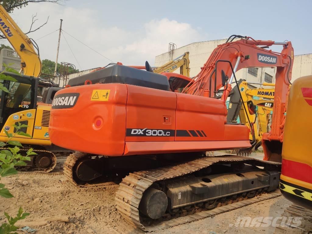 Doosan dx300 Excavatoare pe șenile
