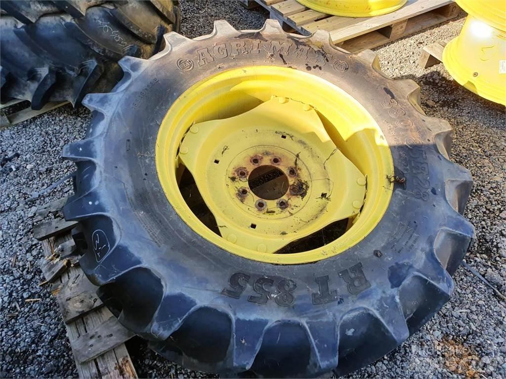 BKT 380/85R28 x2 Roti