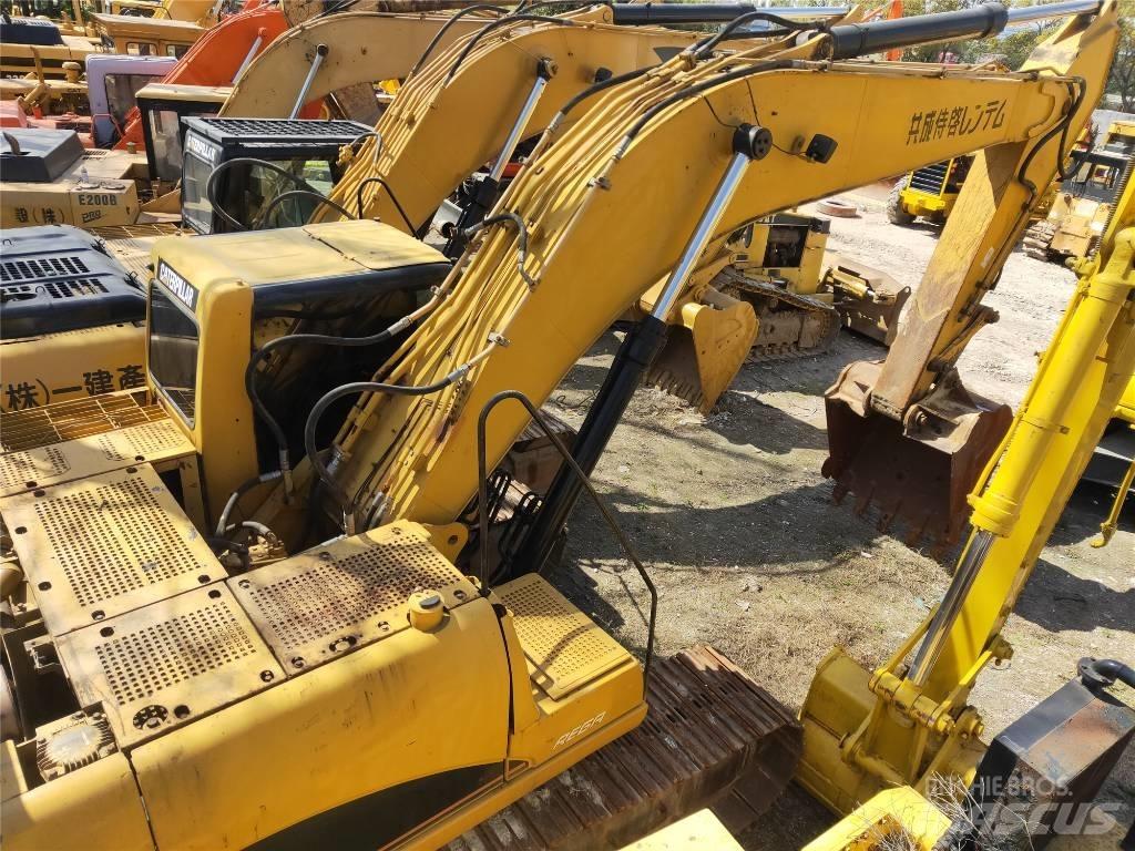 CAT 330C Excavatoare pe șenile
