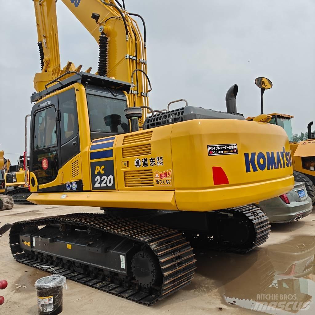Komatsu 220-8MO Excavatoare pe șenile
