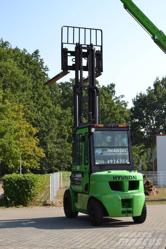 Hyundai 30 D-7 Stivuitor diesel