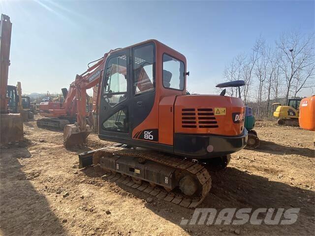 Doosan DX80 Excavatoare 7t - 12t