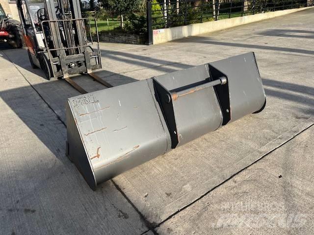 Manitou Bucket Stivuitoare telescopice