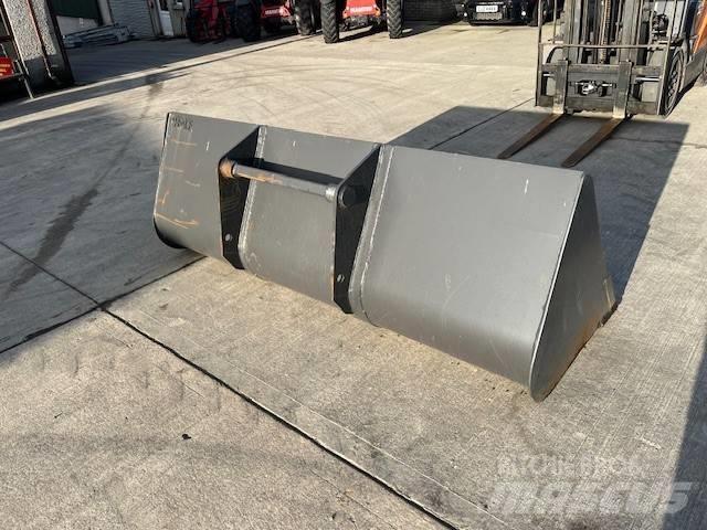 Manitou Bucket Stivuitoare telescopice