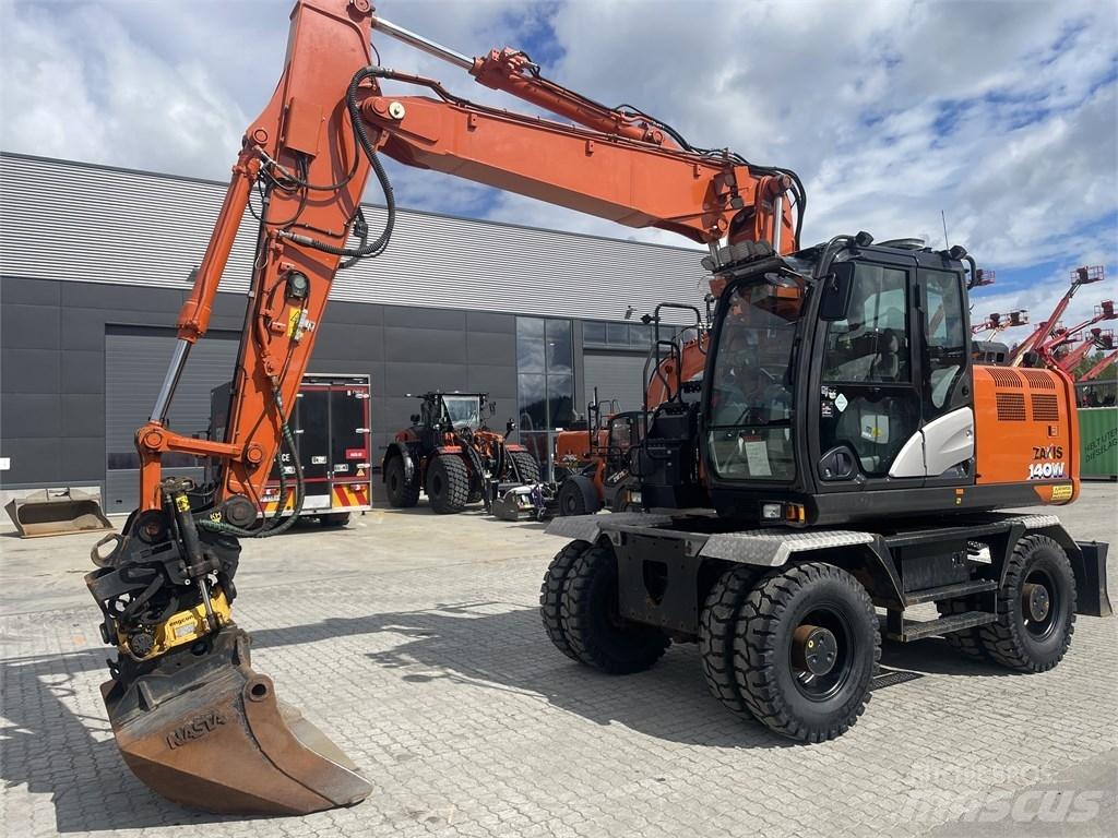 Hitachi ZX 140 W-6 Excavatoare cu roti