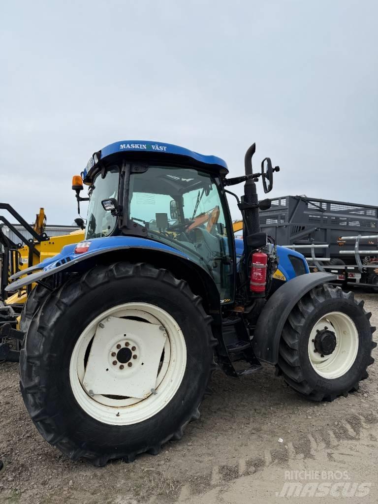 New Holland T 6020 Tractoare