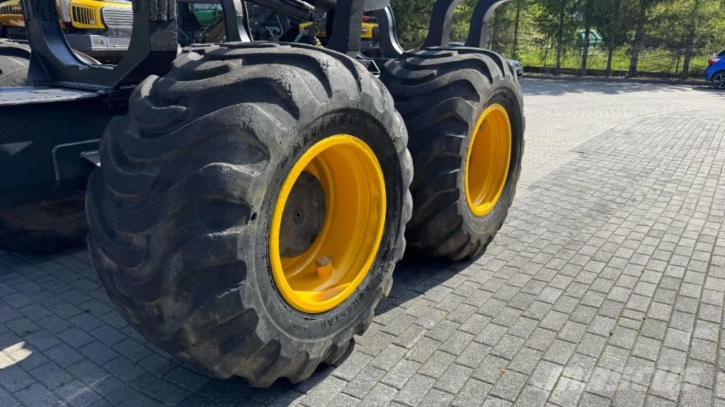 Ponsse Buffalo Transportoare