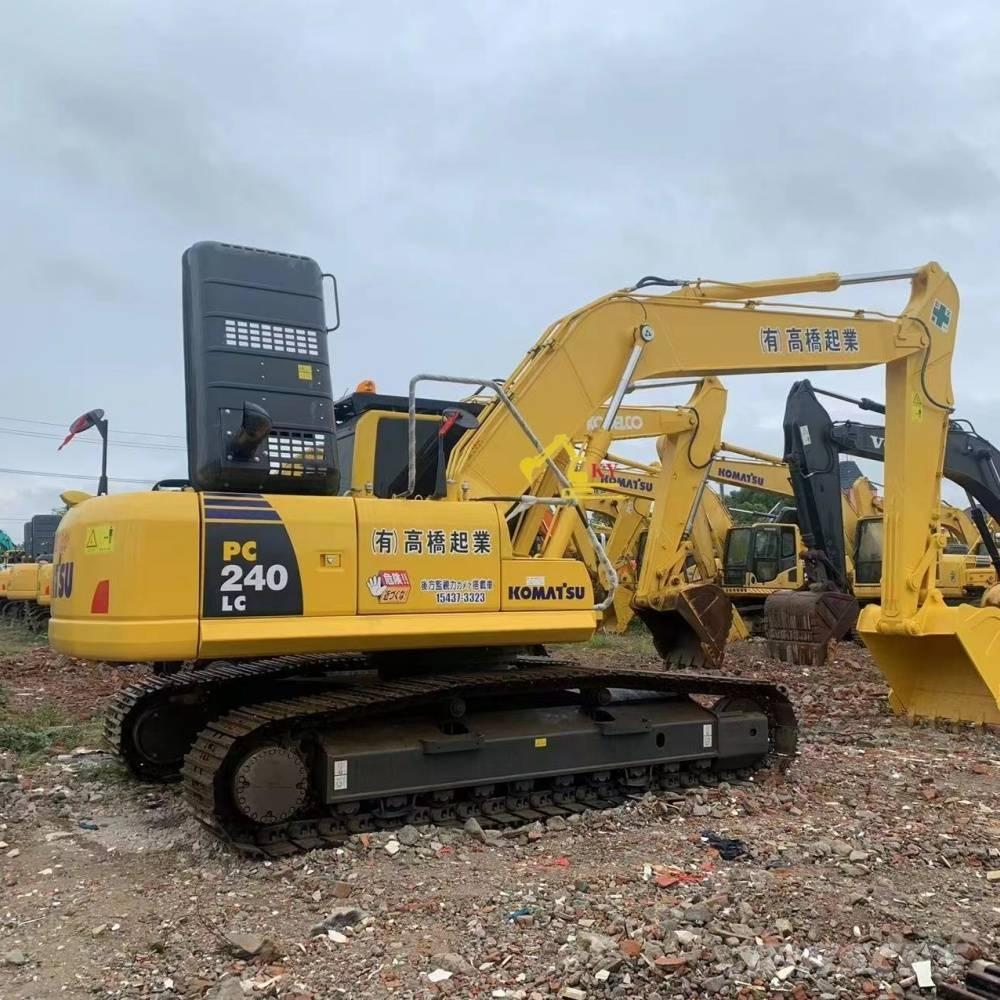 Komatsu PC 240 Excavatoare pe șenile
