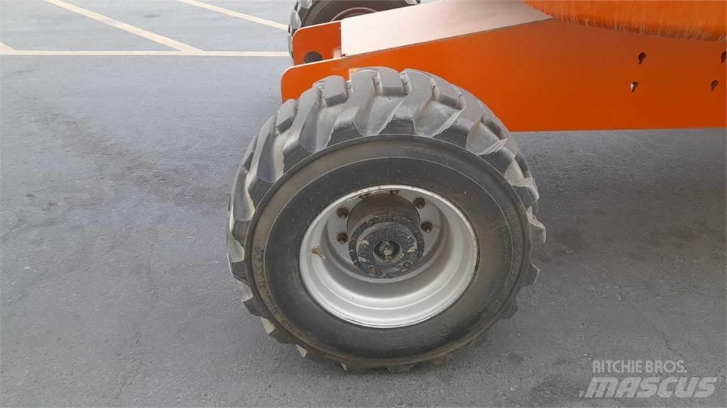 JLG 450AJSII Nacele cu brat articulat