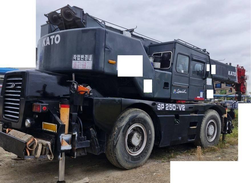 Kato KR 25 H V-2 Macara teren accidentat