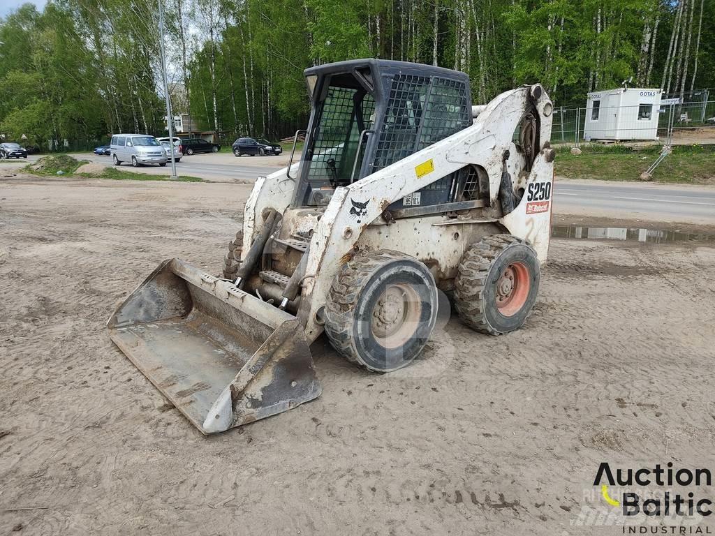 Bobcat S 250 Mini incarcator