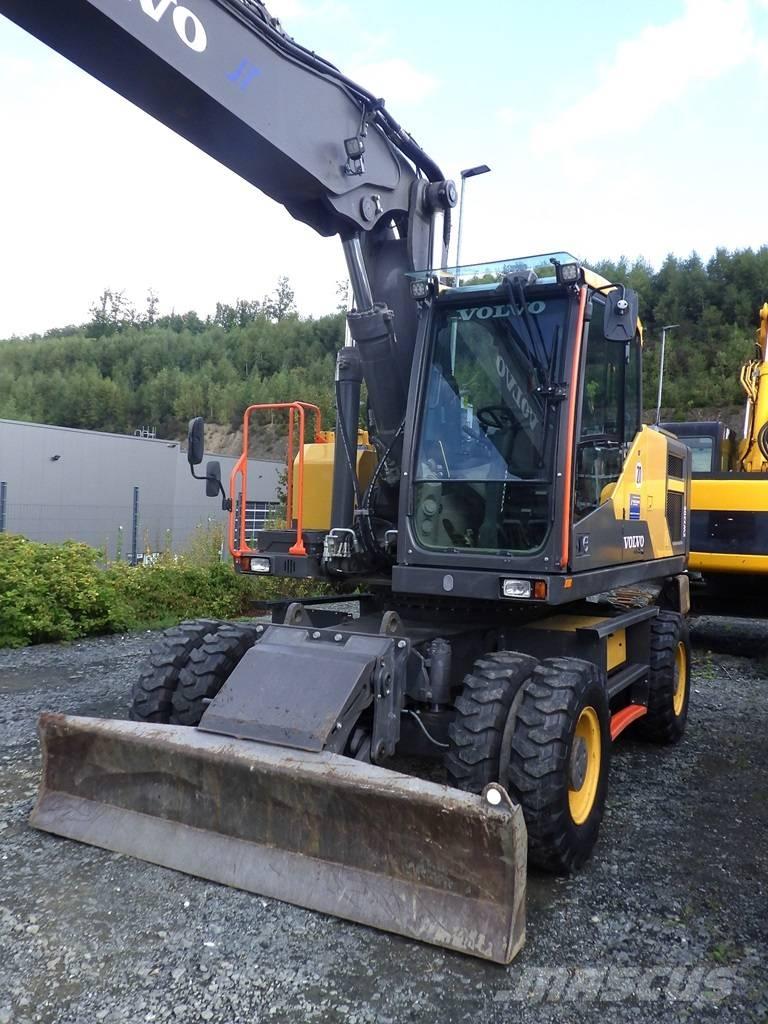 Volvo EW 220 E Excavatoare cu roti
