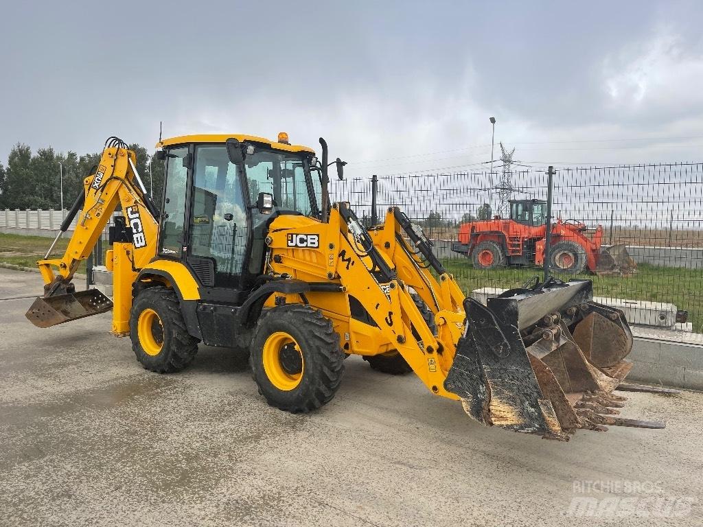 JCB 3 CX / compact Buldoexcavatoare