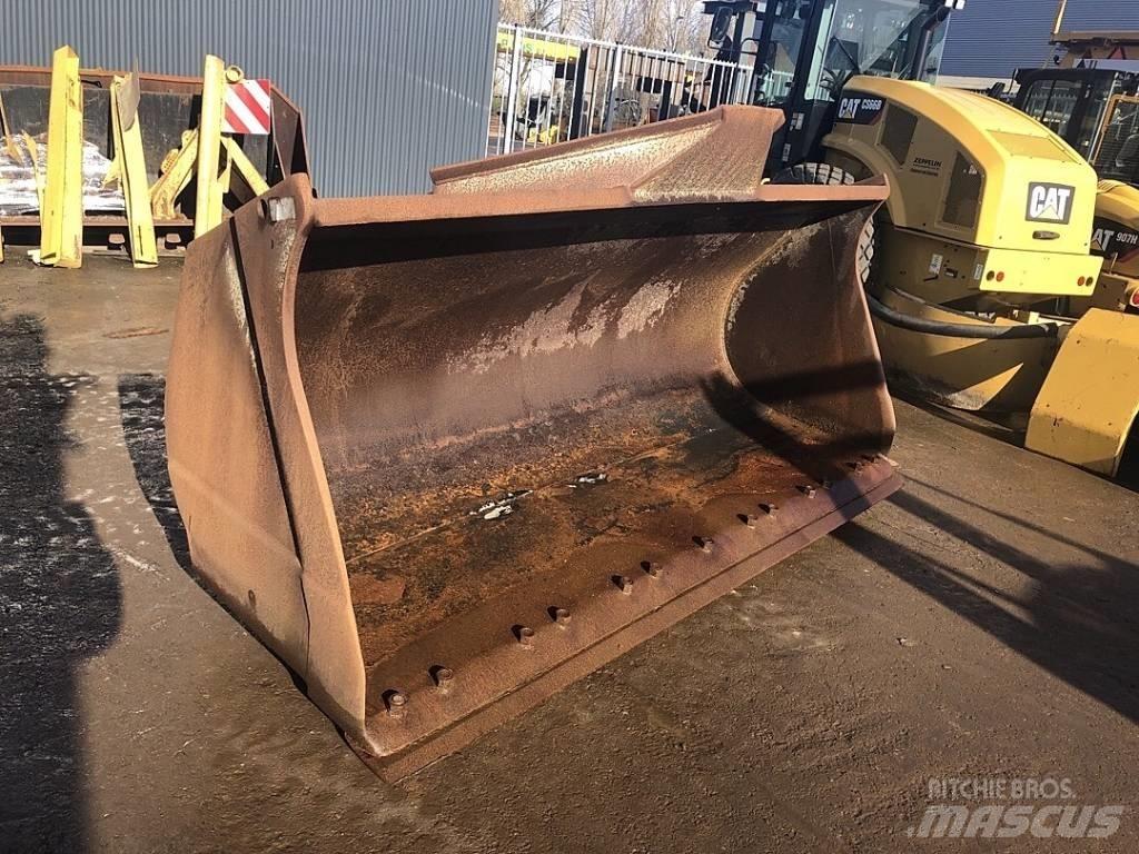 Volvo L60/70 Pistoane