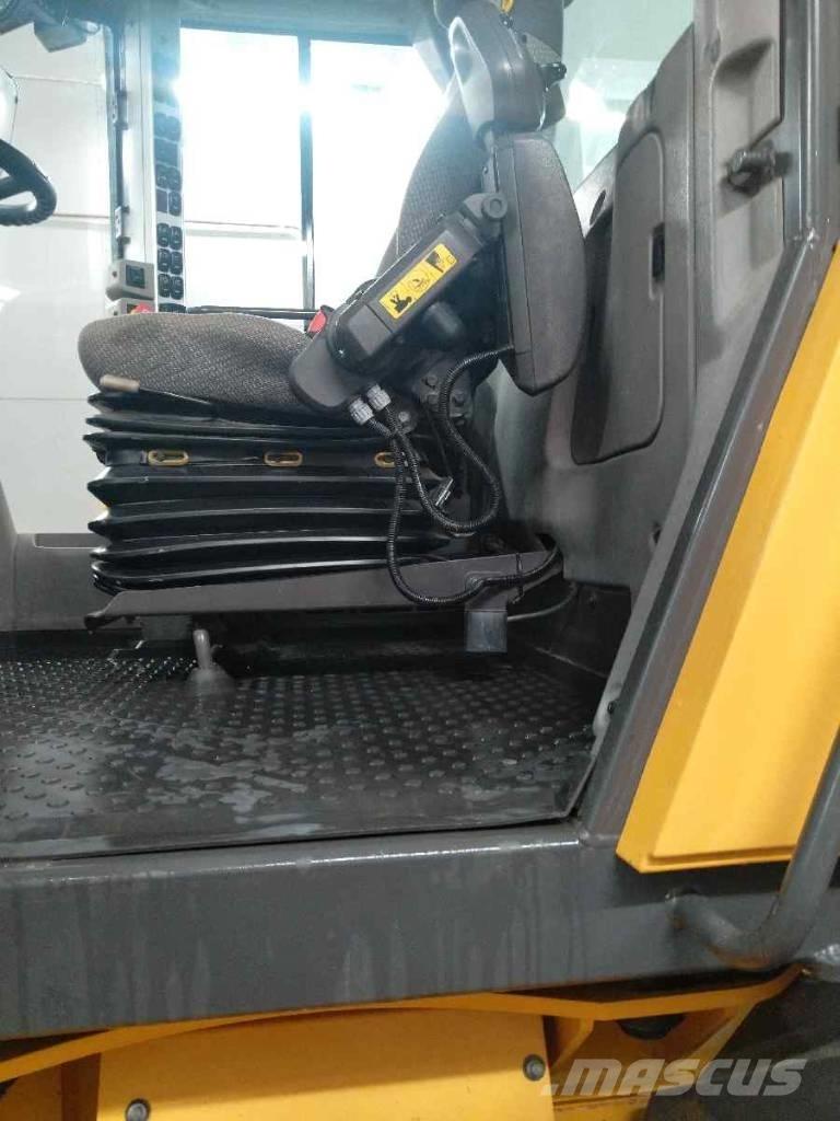 Volvo L 70 H Incarcator pe pneuri