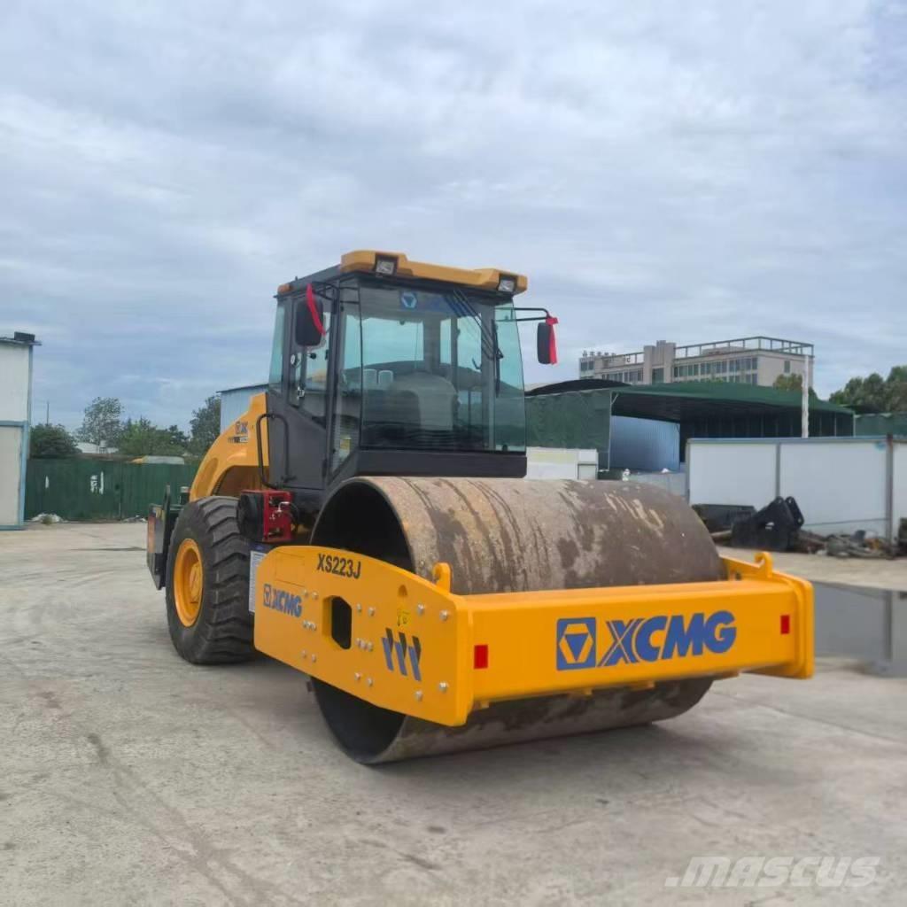 XCMG XS 223 J Compactoare monocilindrice