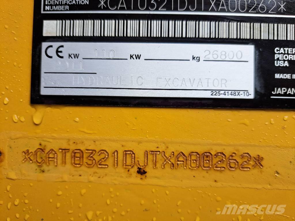 CAT 321 D Excavatoare pe șenile
