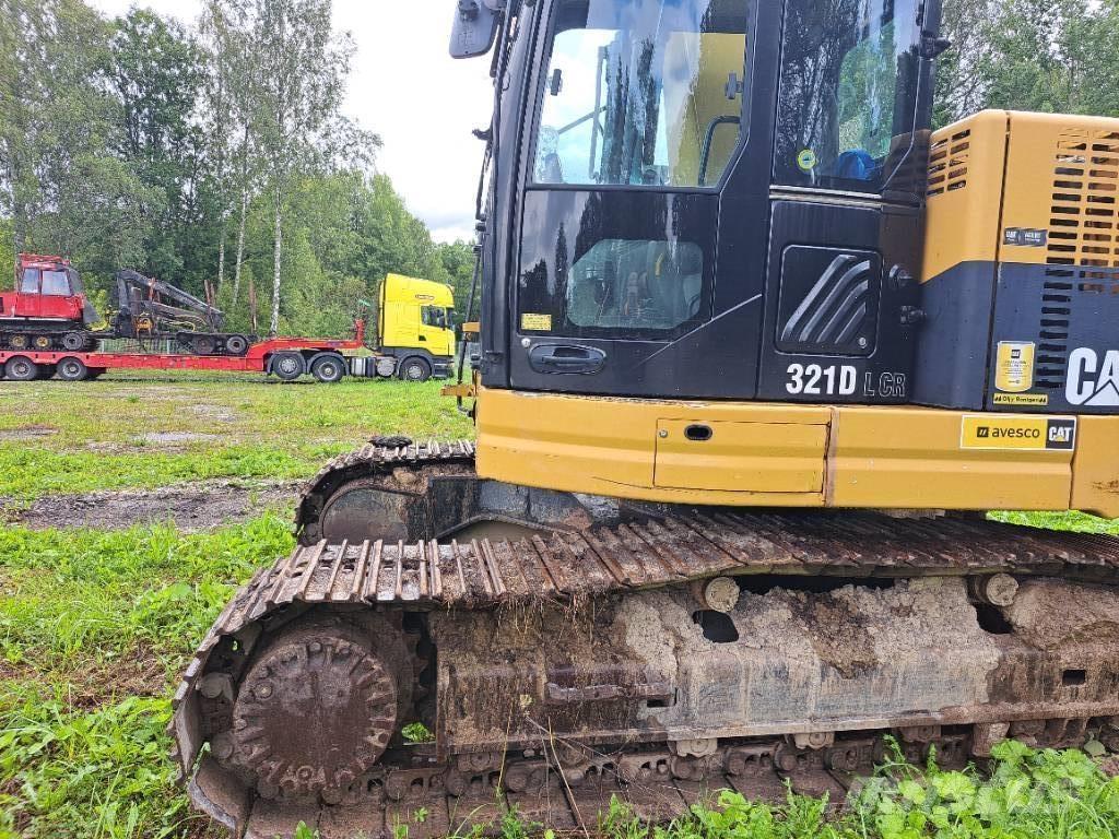 CAT 321 D Excavatoare pe șenile
