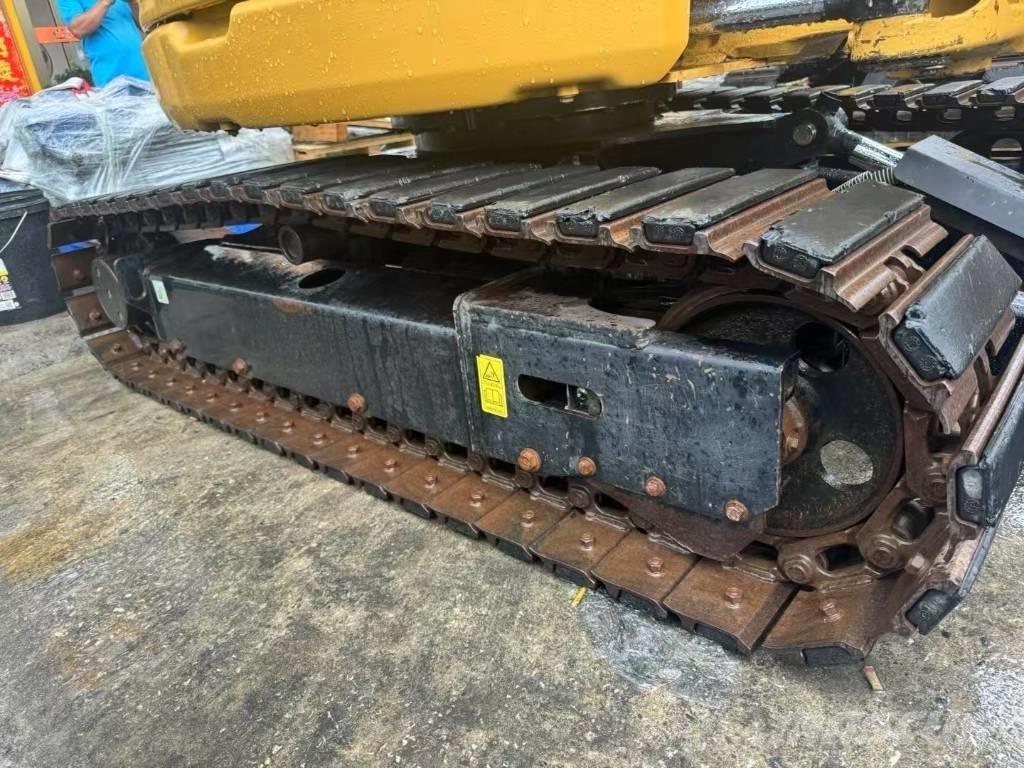 CAT 304 CR Mini excavatoare < 7t