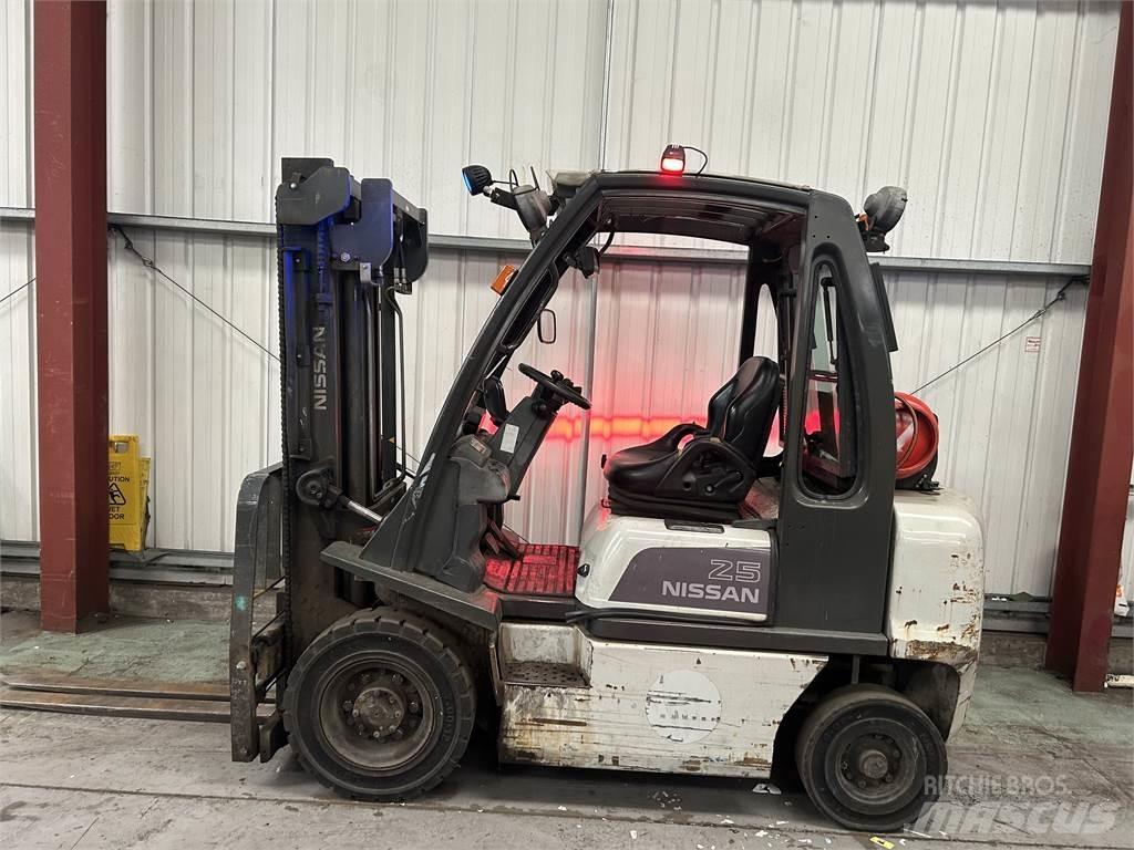 Nissan U1D2A25 Stivuitor GPL