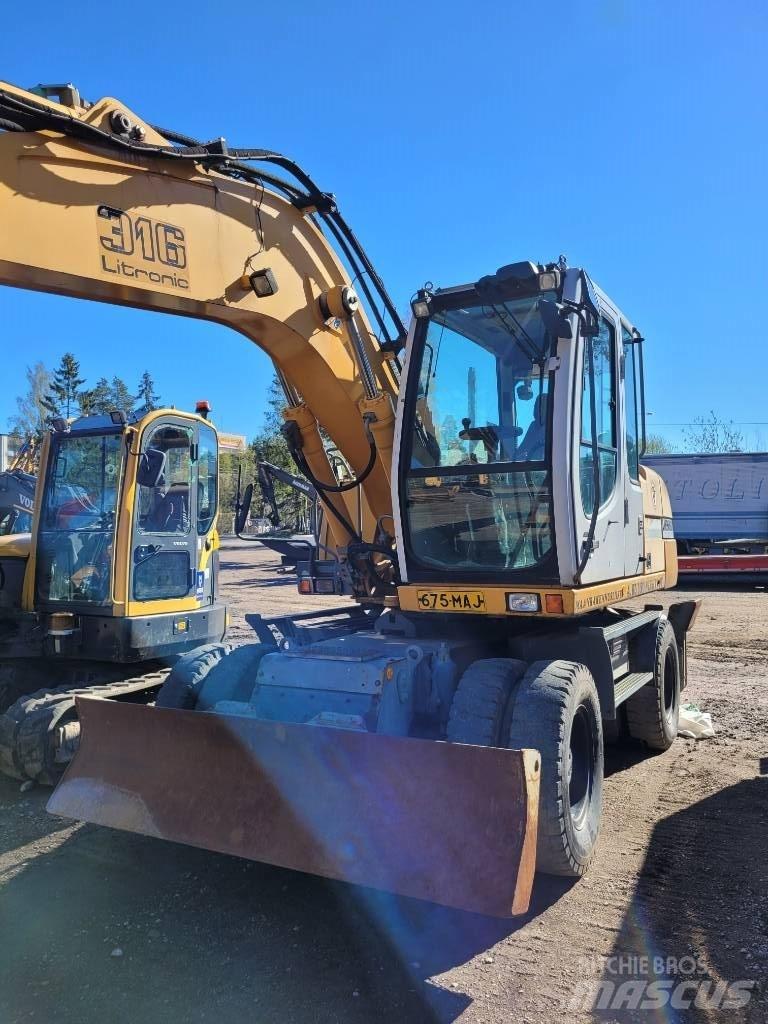Liebherr 316 Excavatoare cu roti