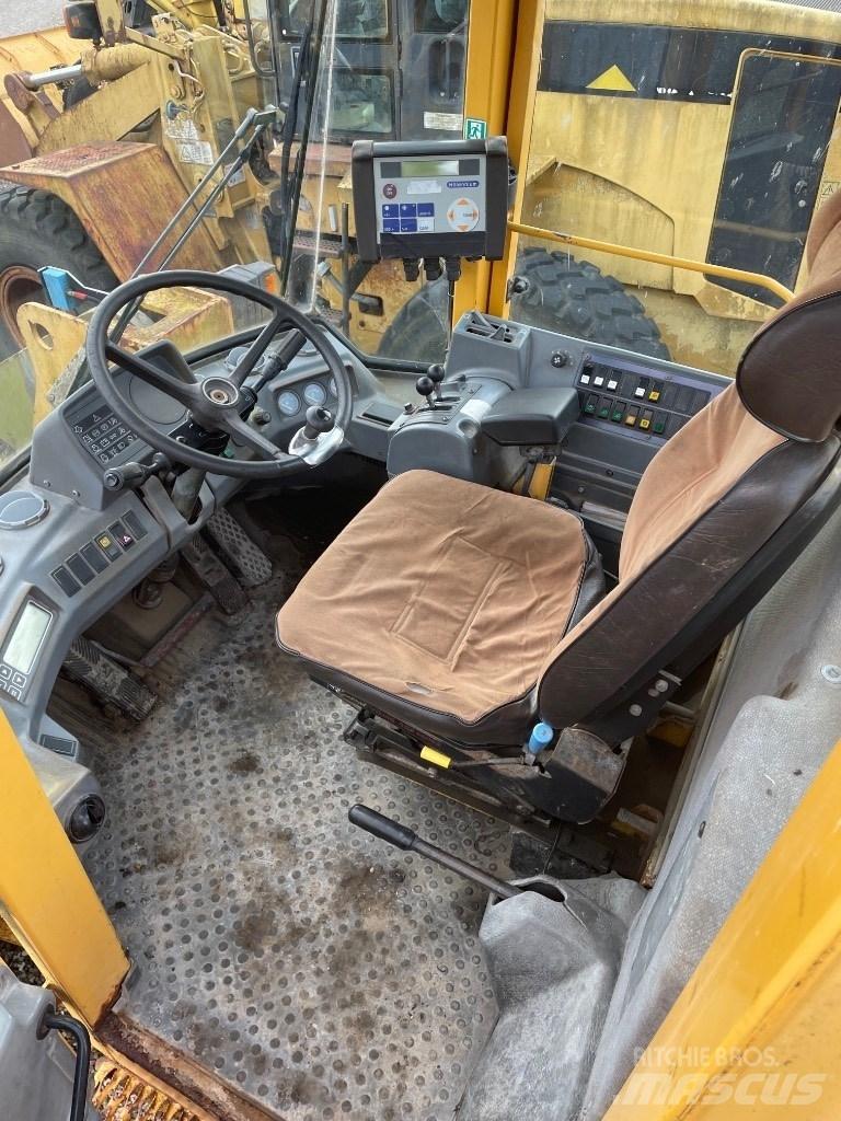 Volvo L90C Incarcator pe pneuri