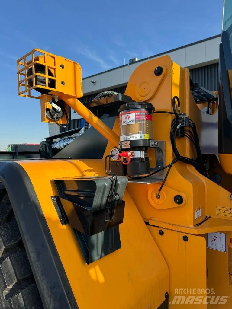 Hyundai HL960A HD Incarcator pe pneuri