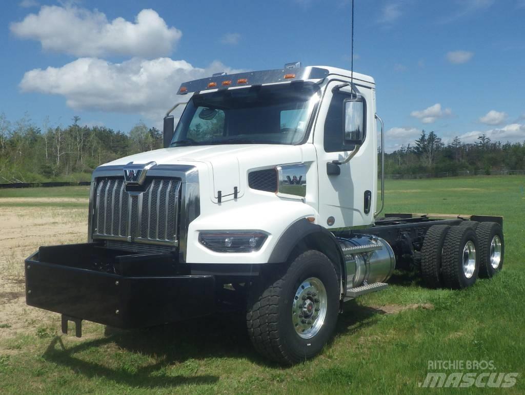 Western Star 47 X Camion cabina sasiu