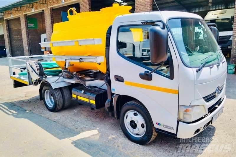 Hino 300 614 Altele