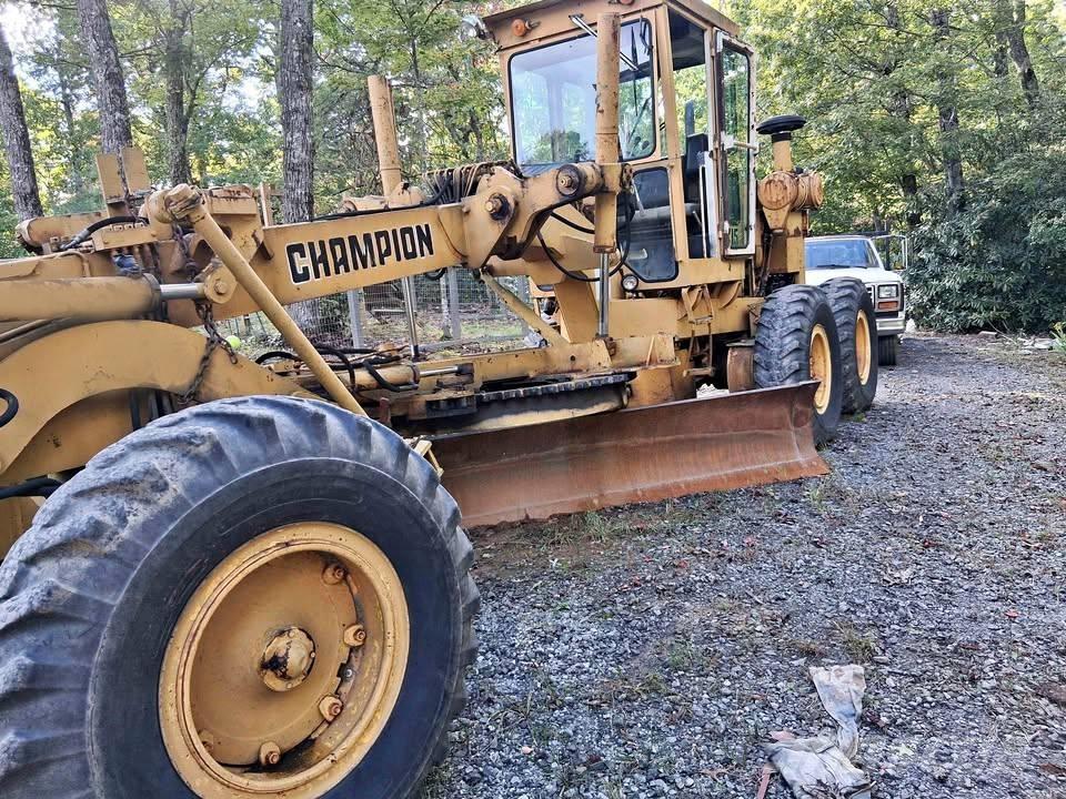 Champion 715 Gredere