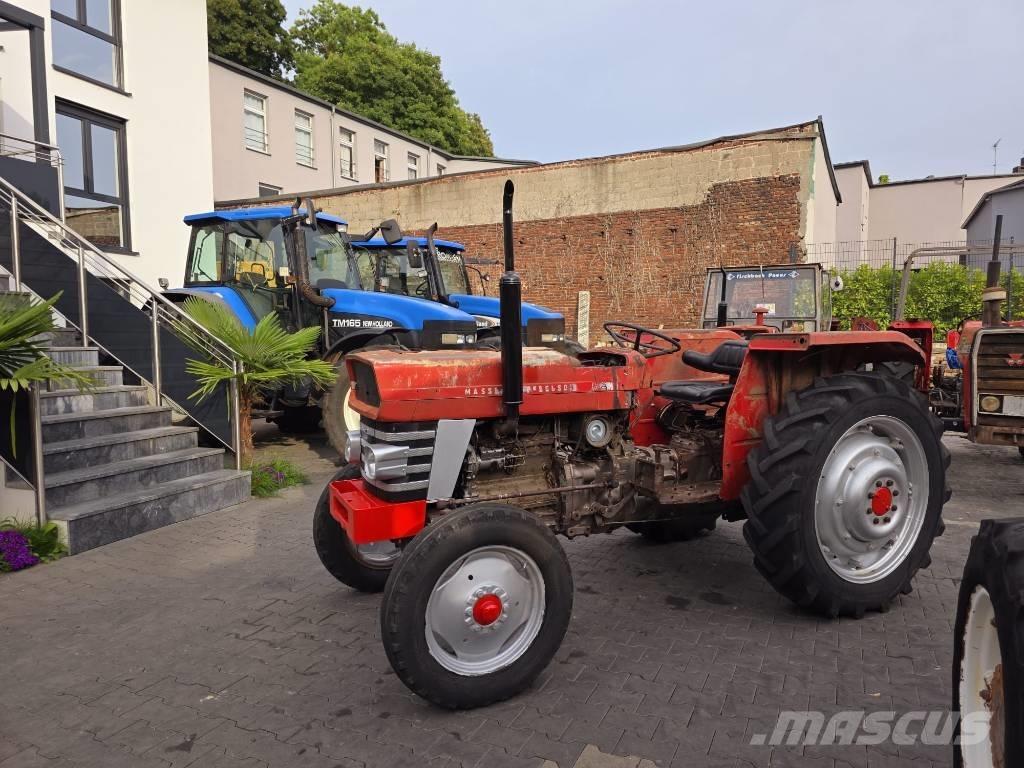 Massey Ferguson 158 Tractoare