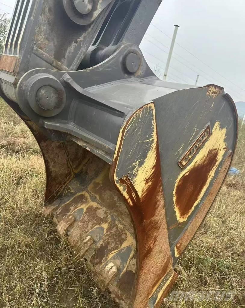 Volvo EC 380 Excavatoare pe șenile
