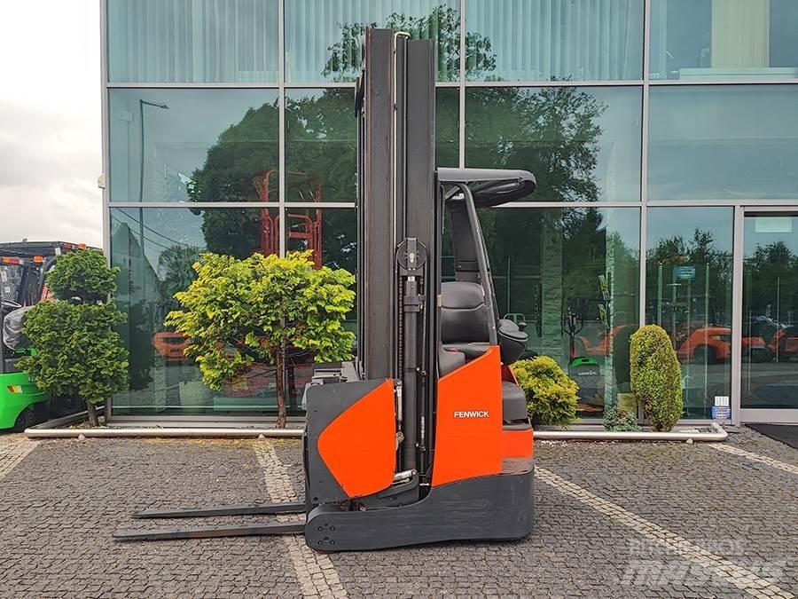 Linde R14X-03 Stivuitor cu catarg retractabil